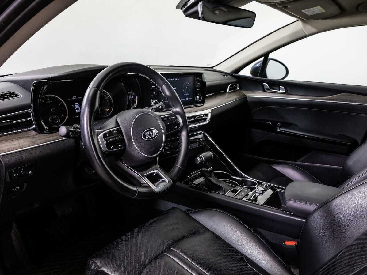 Купить Kia K5 с пробегом. Фото: #10