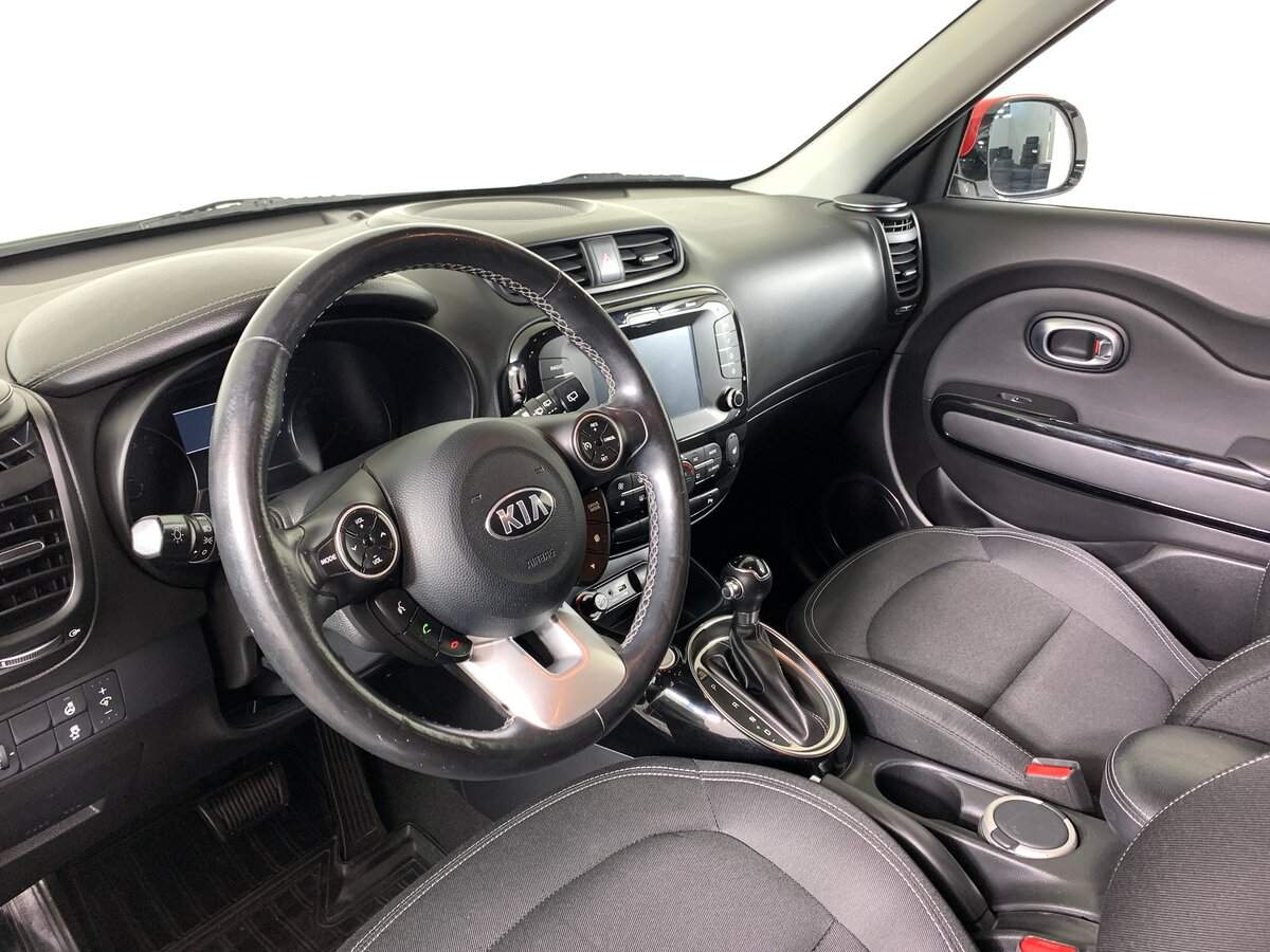 Купить Kia Soul с пробегом. Фото: #10