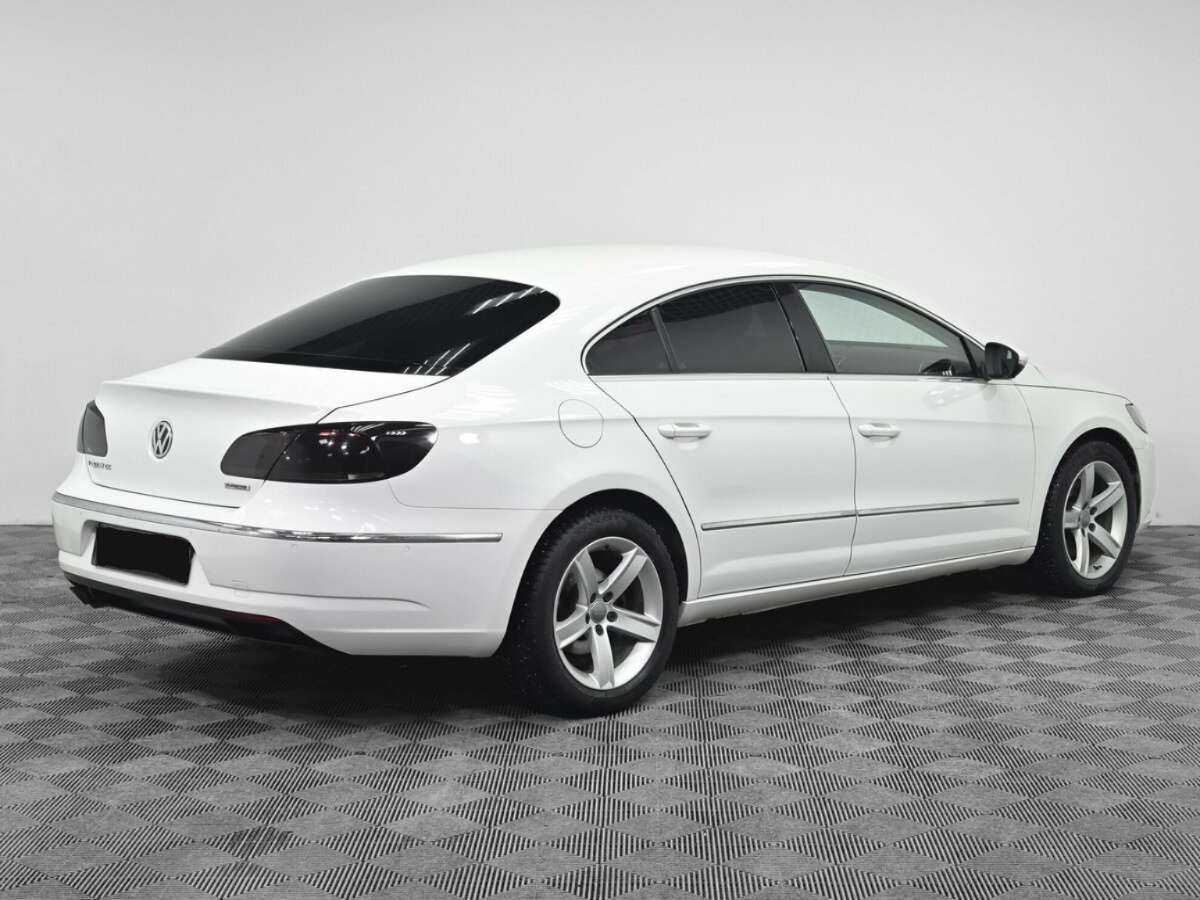 Купить Volkswagen Passat CC с пробегом. Фото: #1