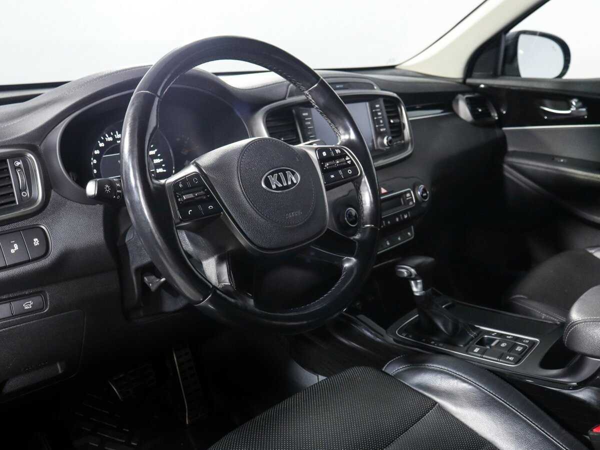 Купить Kia Sorento с пробегом. Фото: #10
