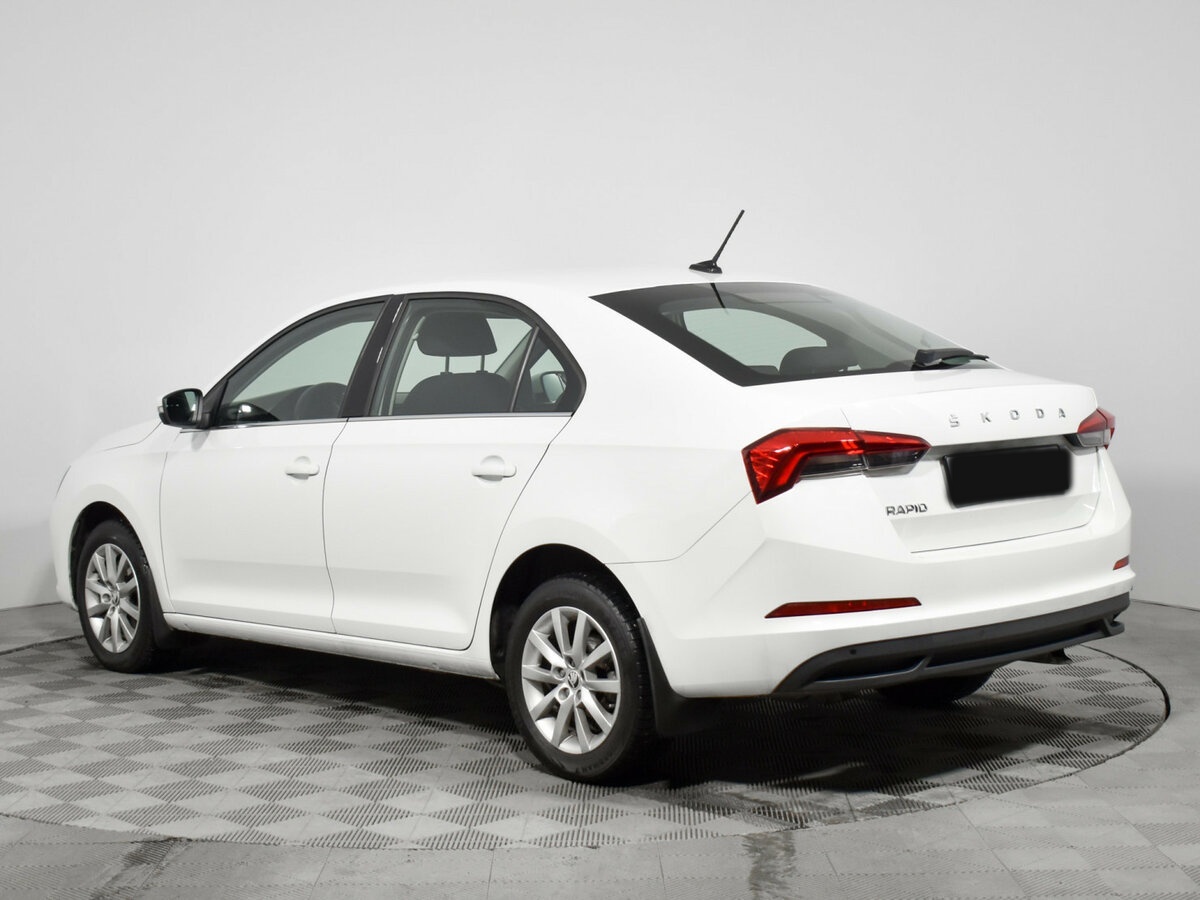 Купить Skoda Rapid с пробегом. Фото: #6
