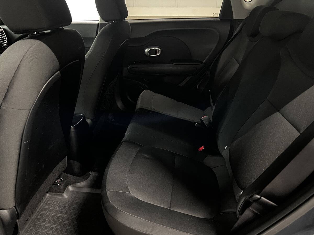 Купить Kia Soul с пробегом. Фото: #10