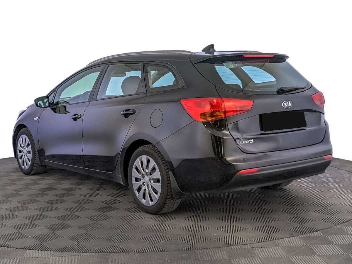 Купить Kia Ceed с пробегом. Фото: #6