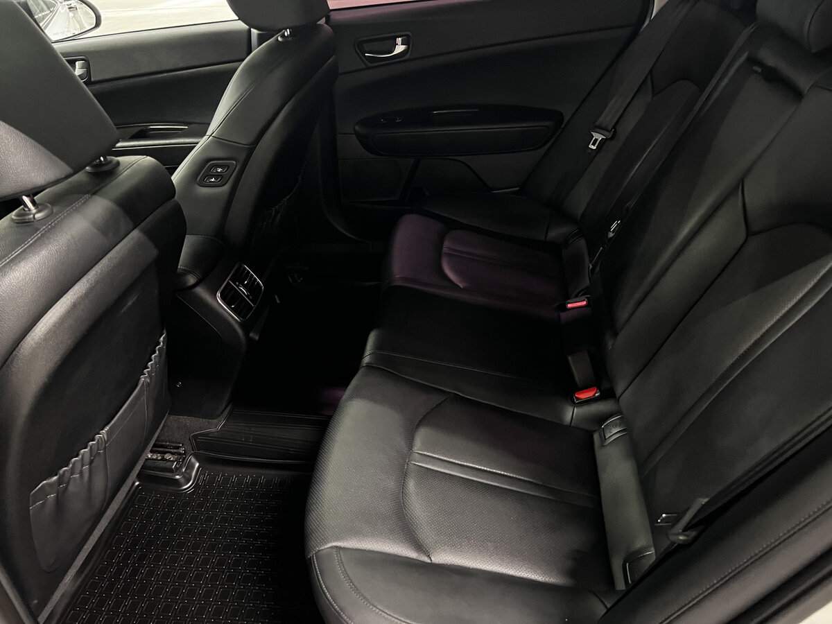 Купить Kia K5 с пробегом. Фото: #11