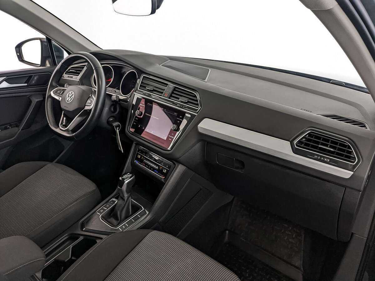 Купить Volkswagen Tiguan с пробегом. Фото: #6