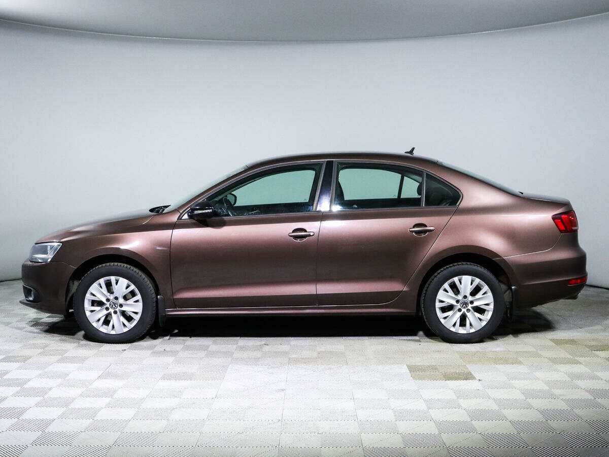 Купить Volkswagen Jetta с пробегом. Фото: #7