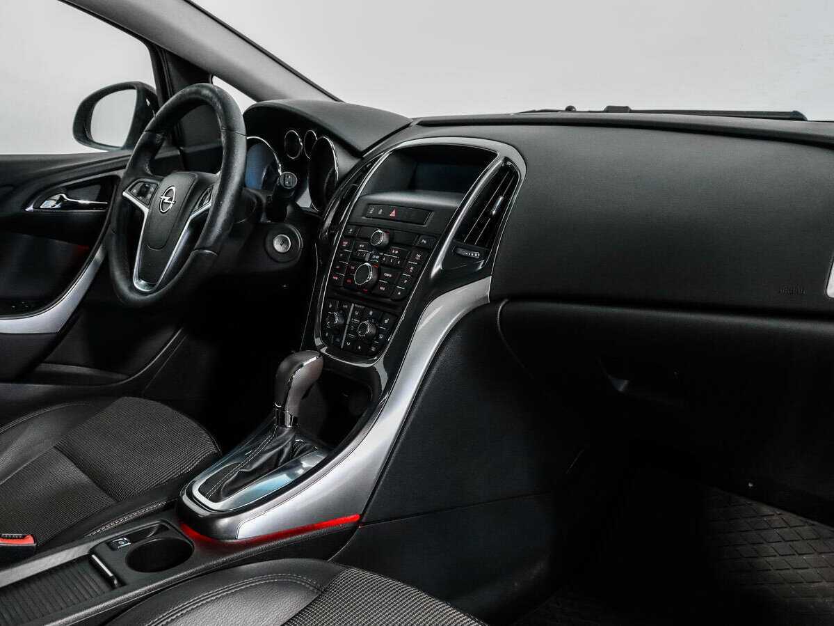 Купить Opel Astra с пробегом. Фото: #10
