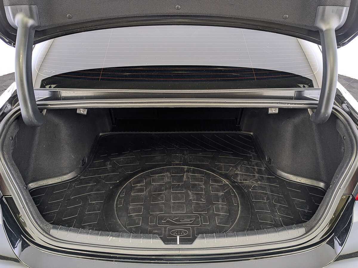 Купить Kia K5 с пробегом. Фото: #9