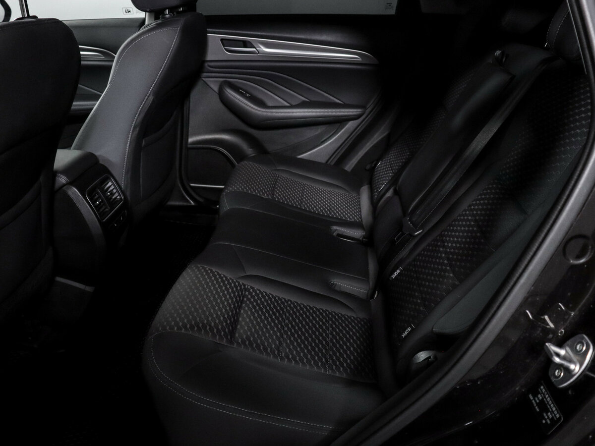 Купить Haval F7 с пробегом. Фото: #9