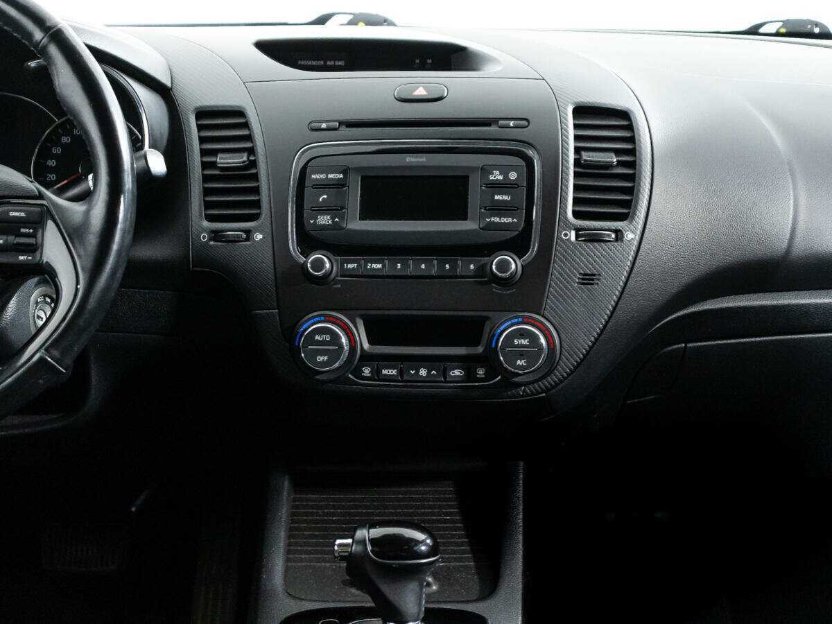 Купить Kia Cerato с пробегом. Фото: #13
