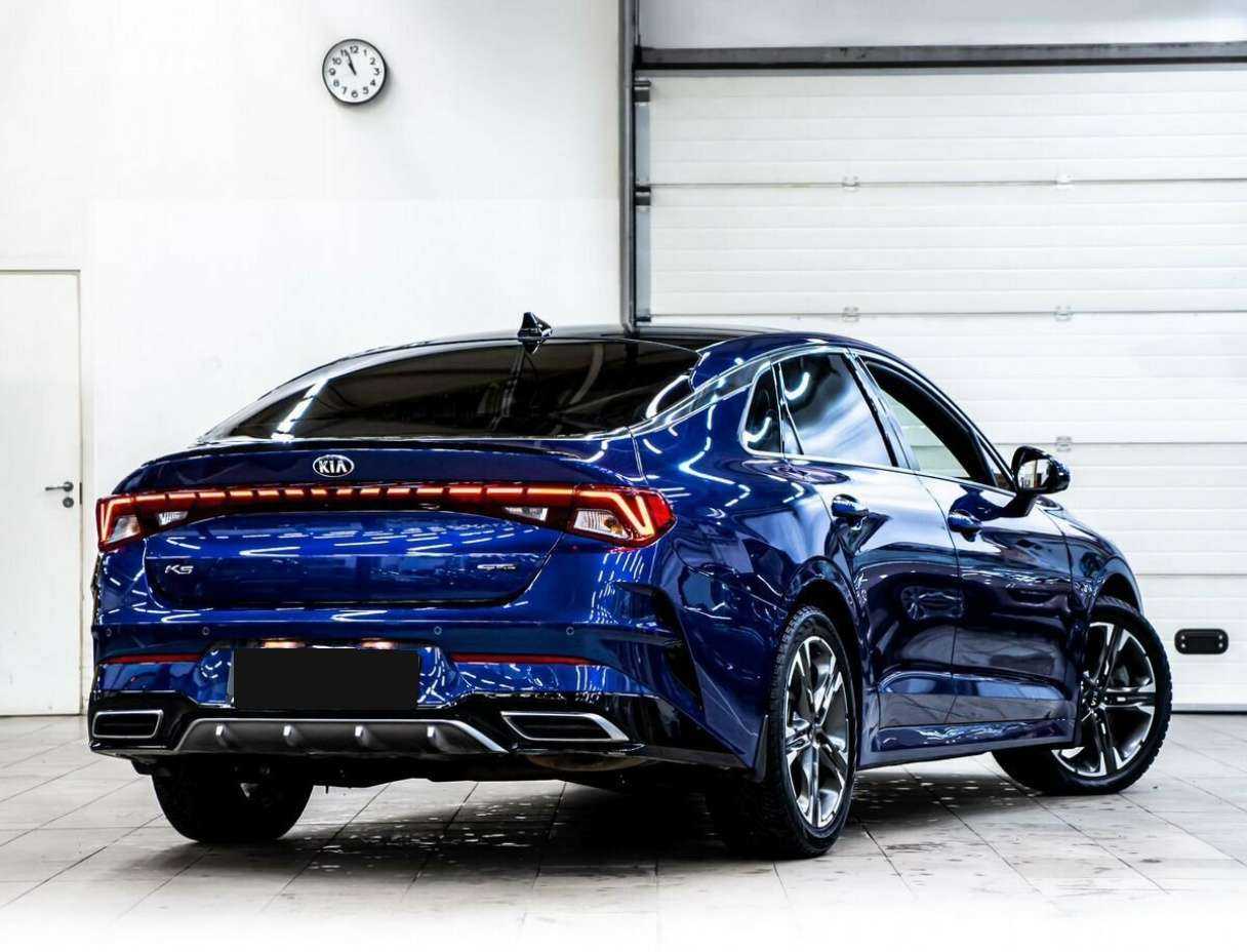 Купить Kia K5 с пробегом. Фото: #2
