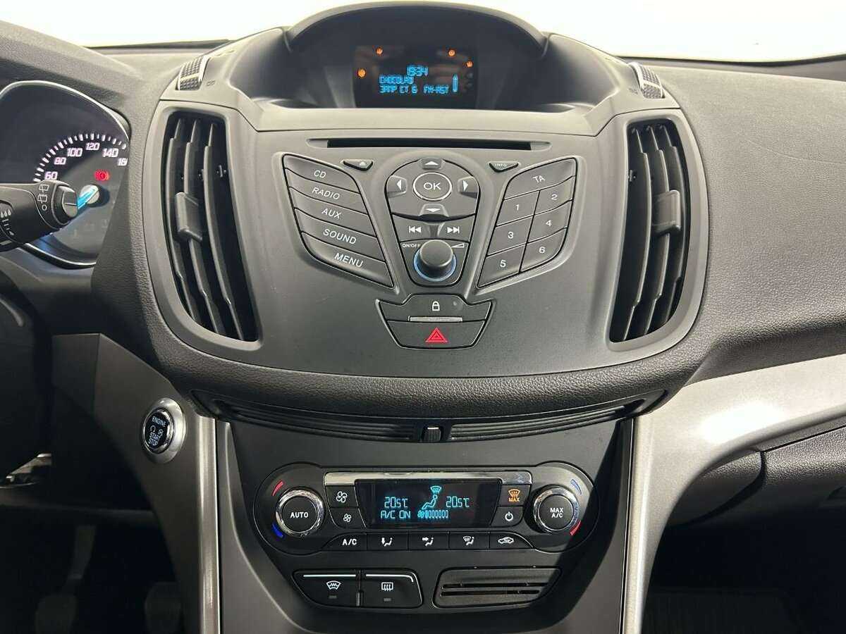 Купить Ford Kuga с пробегом. Фото: #11