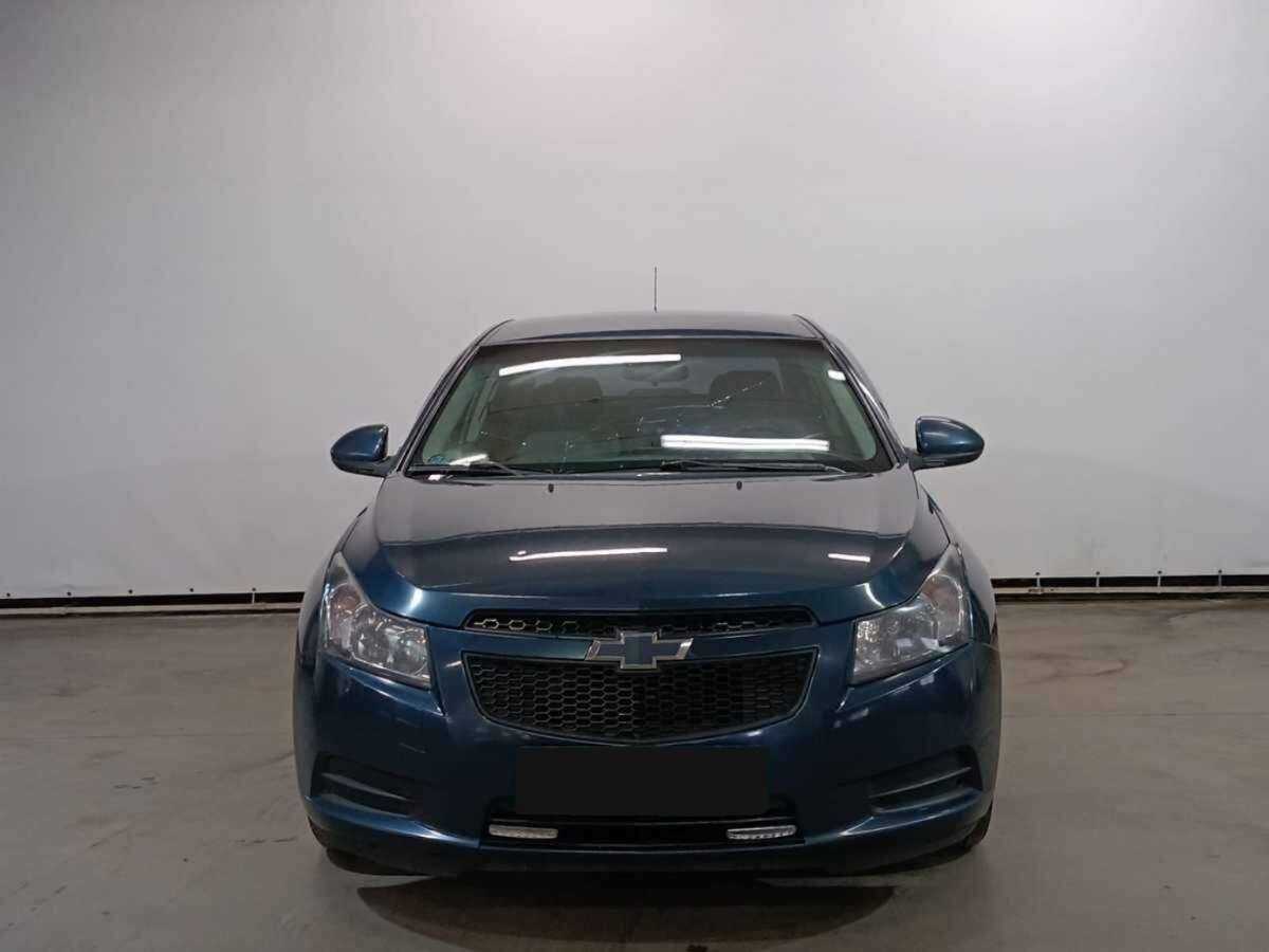 Купить Chevrolet Cruze с пробегом. Фото: #1