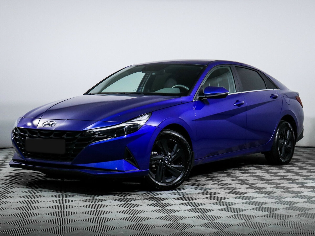 Купить Hyundai Elantra с пробегом. Посмотреть фото