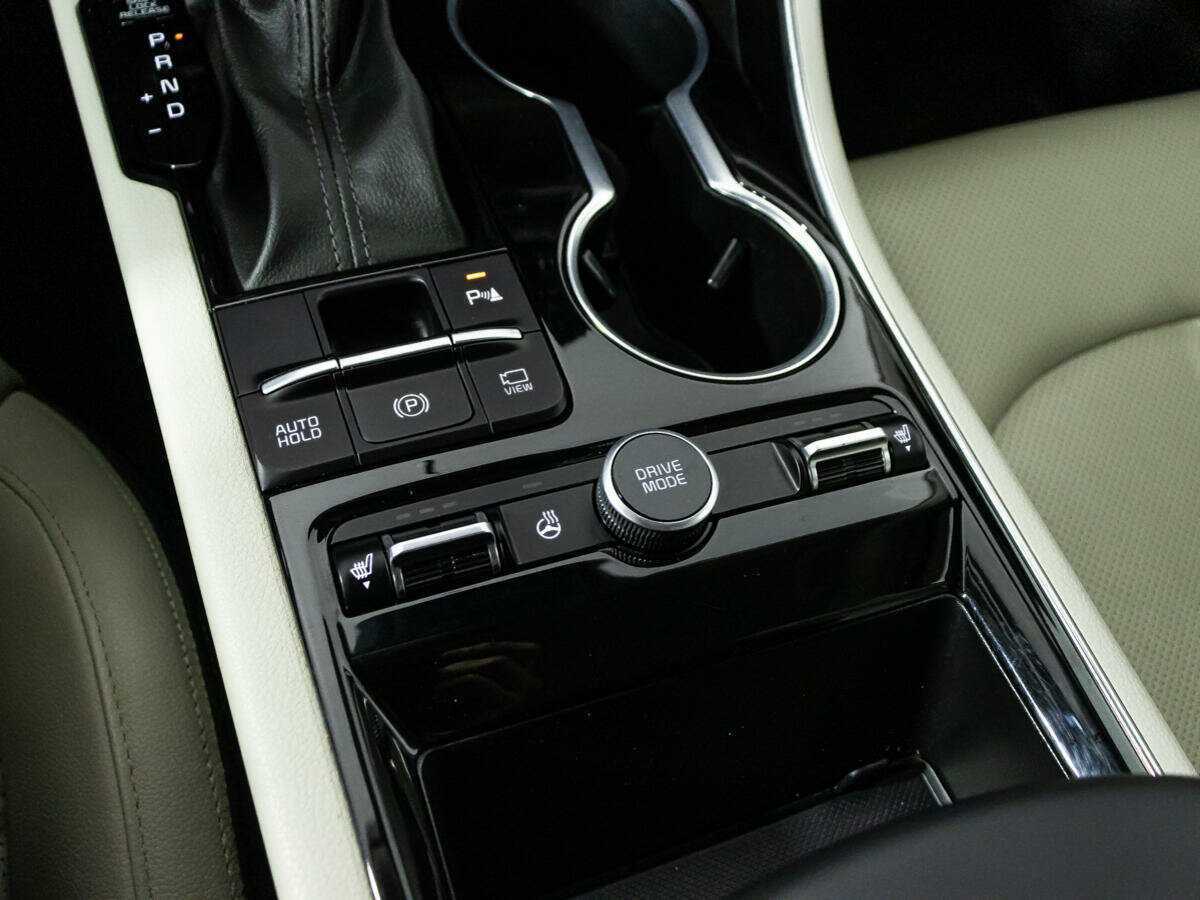 Купить Kia K5 с пробегом. Фото: #16