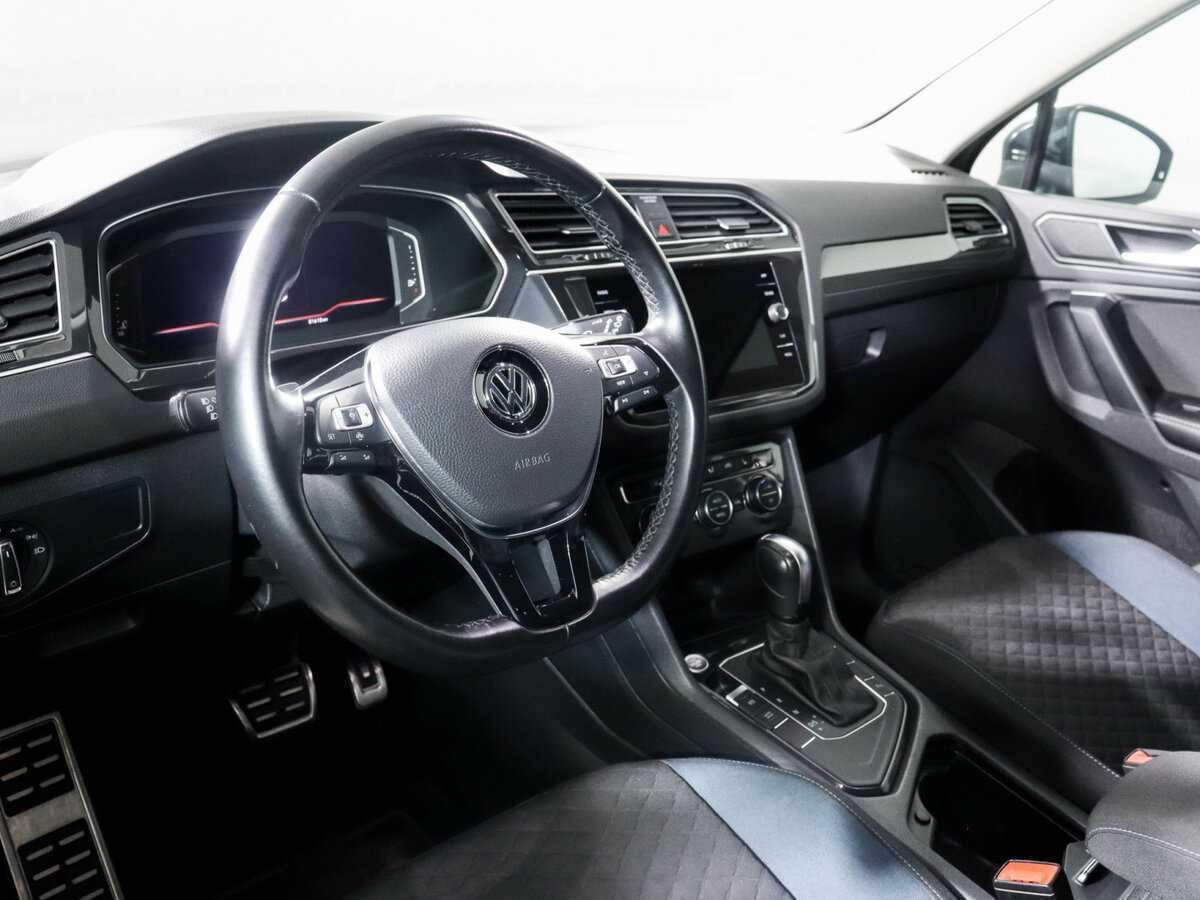 Купить Volkswagen Tiguan с пробегом. Фото: #10