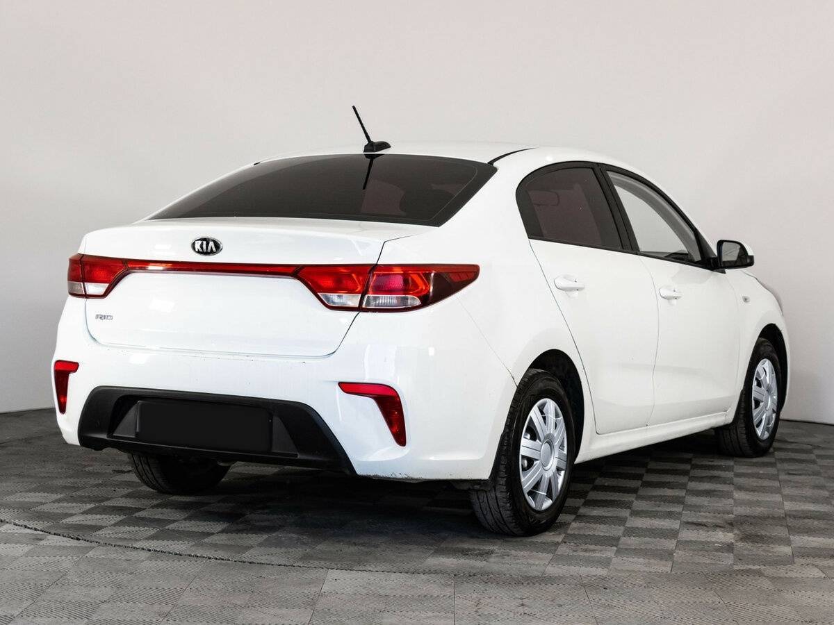 Купить Kia Rio с пробегом. Фото: #3