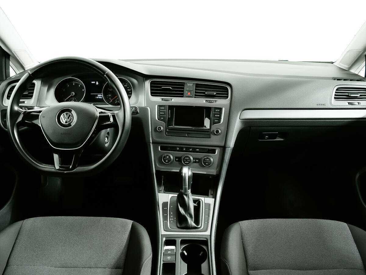 Купить Volkswagen Golf с пробегом. Фото: #10