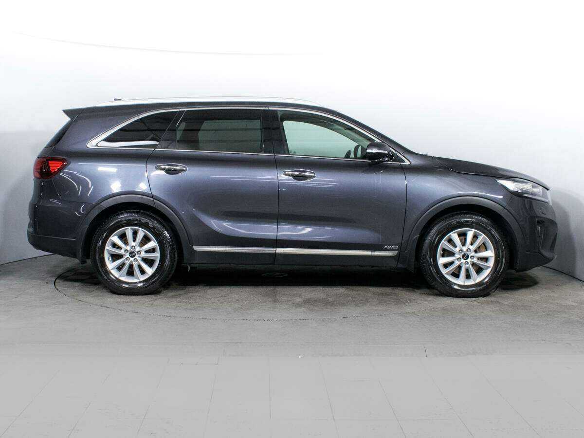Купить Kia Sorento с пробегом. Фото: #3