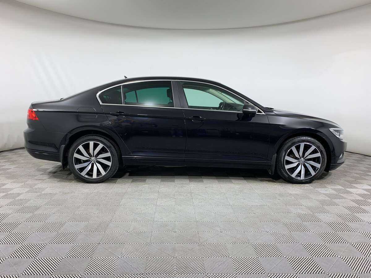 Купить Volkswagen Passat с пробегом. Фото: #3