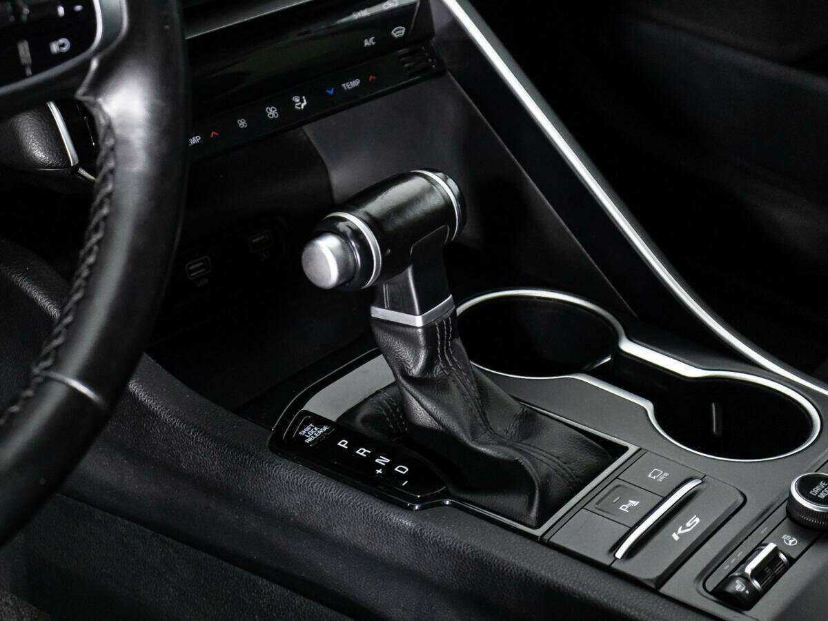 Купить Kia K5 с пробегом. Фото: #11