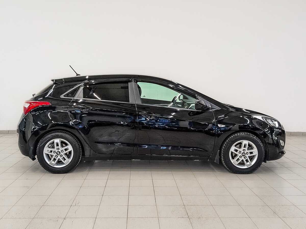 Купить Hyundai i30 с пробегом. Фото: #3