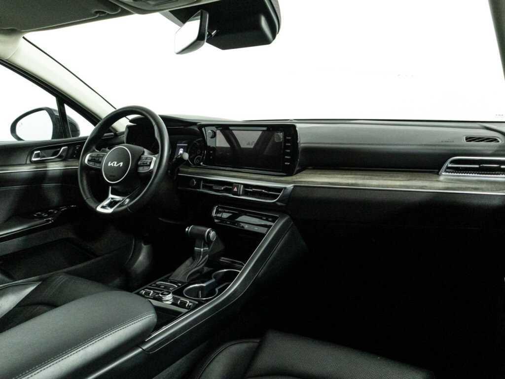 Купить Kia K5 с пробегом. Фото: #8