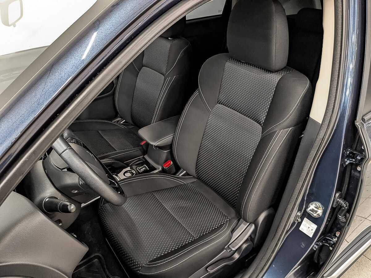 Купить Mitsubishi Outlander с пробегом. Фото: #17
