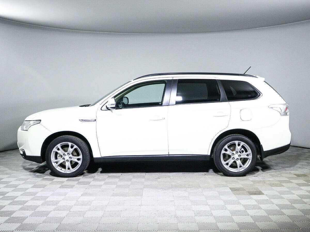 Купить Mitsubishi Outlander с пробегом. Фото: #6