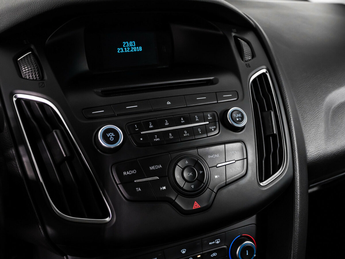 Купить Ford Focus с пробегом. Фото: #14