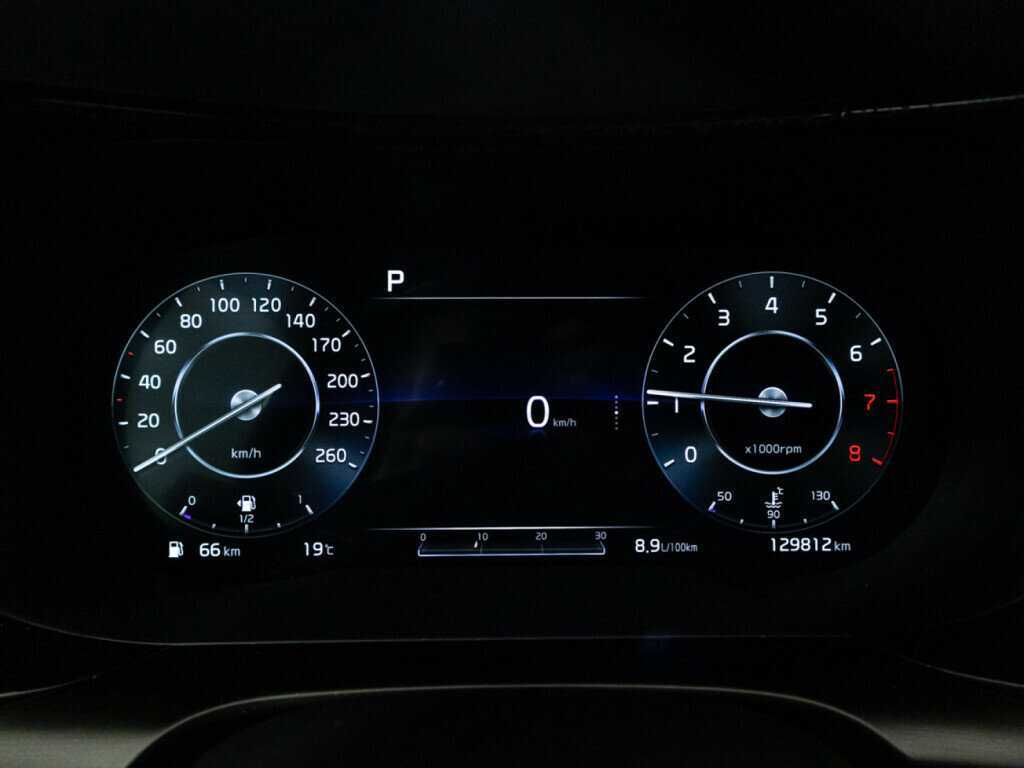 Купить Kia K5 с пробегом. Фото: #12