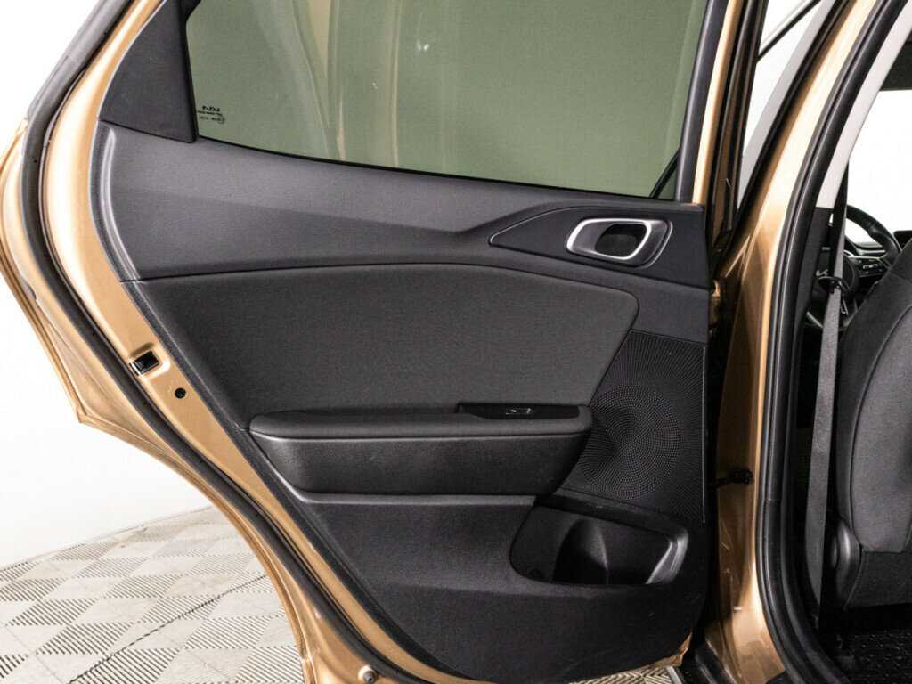 Купить Kia XCeed с пробегом. Фото: #26