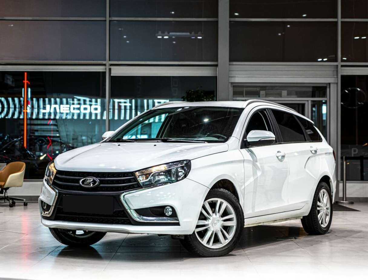 Купить Lada (ВАЗ) Vesta с пробегом. Посмотреть фото