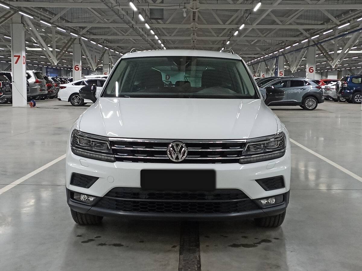 Купить Volkswagen Tiguan с пробегом. Фото: #1