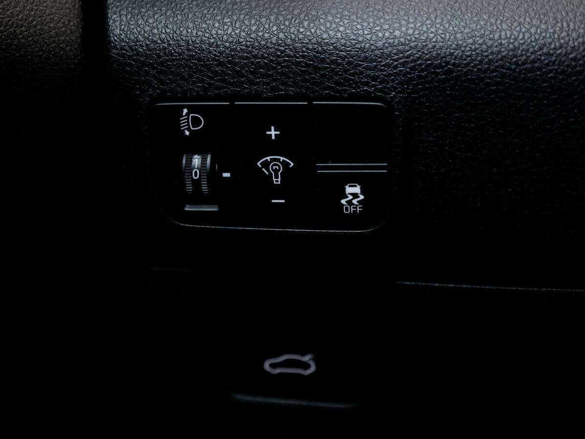 Купить Kia K5 с пробегом. Фото: #20