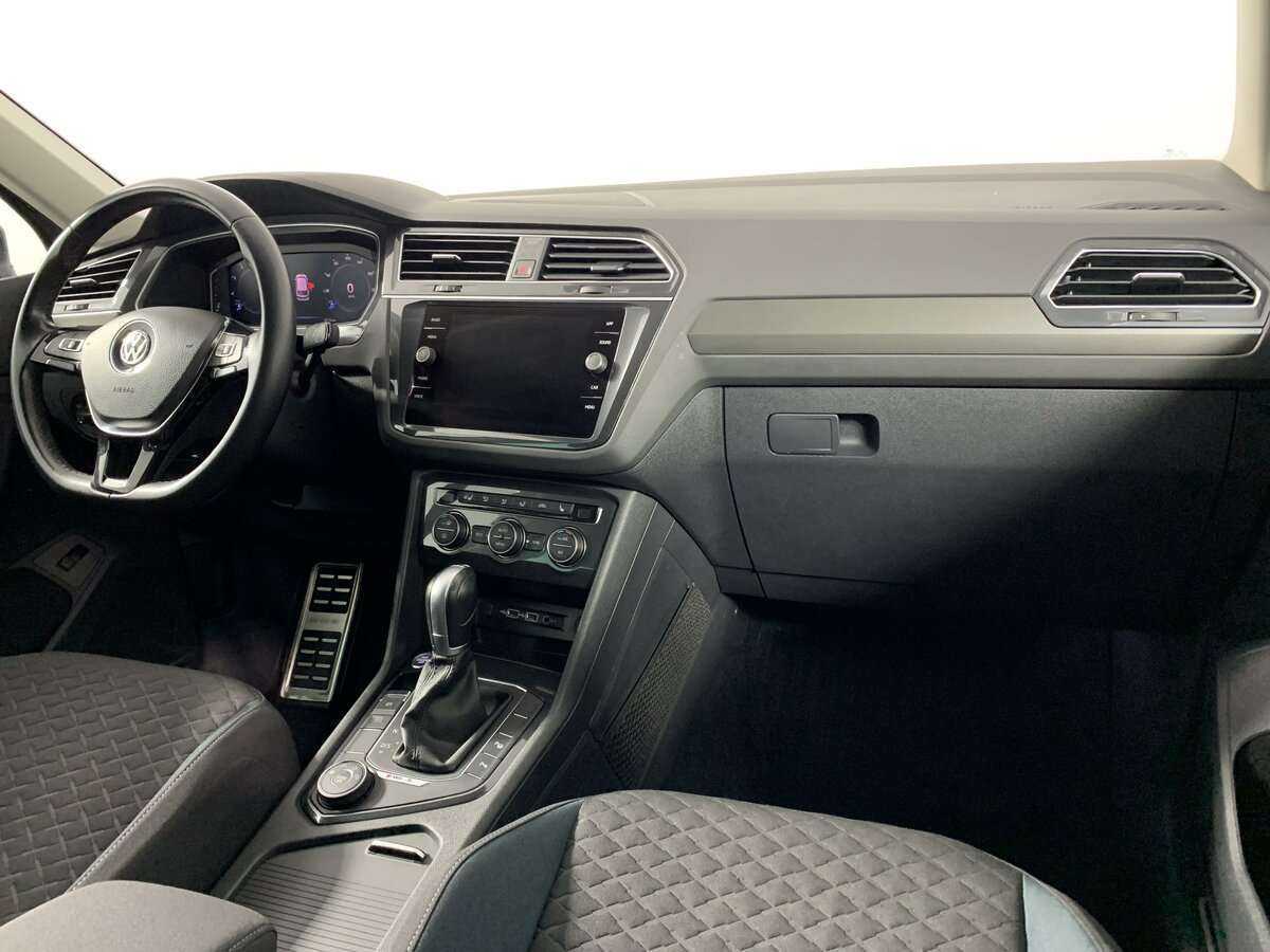 Купить Volkswagen Tiguan с пробегом. Фото: #8