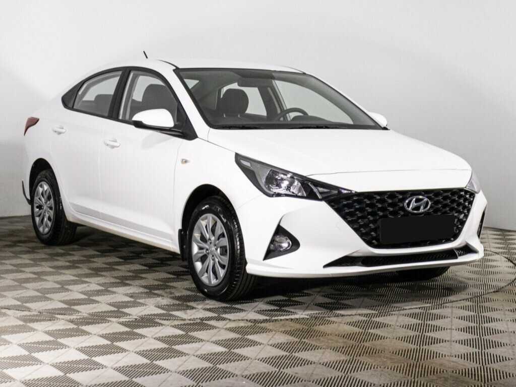 Купить Hyundai Solaris с пробегом. Фото: #2