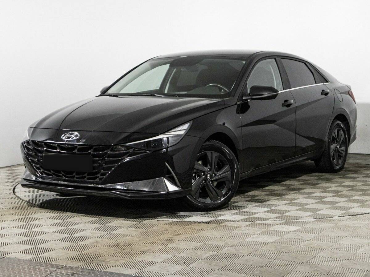 Купить Hyundai Elantra с пробегом. Посмотреть фото