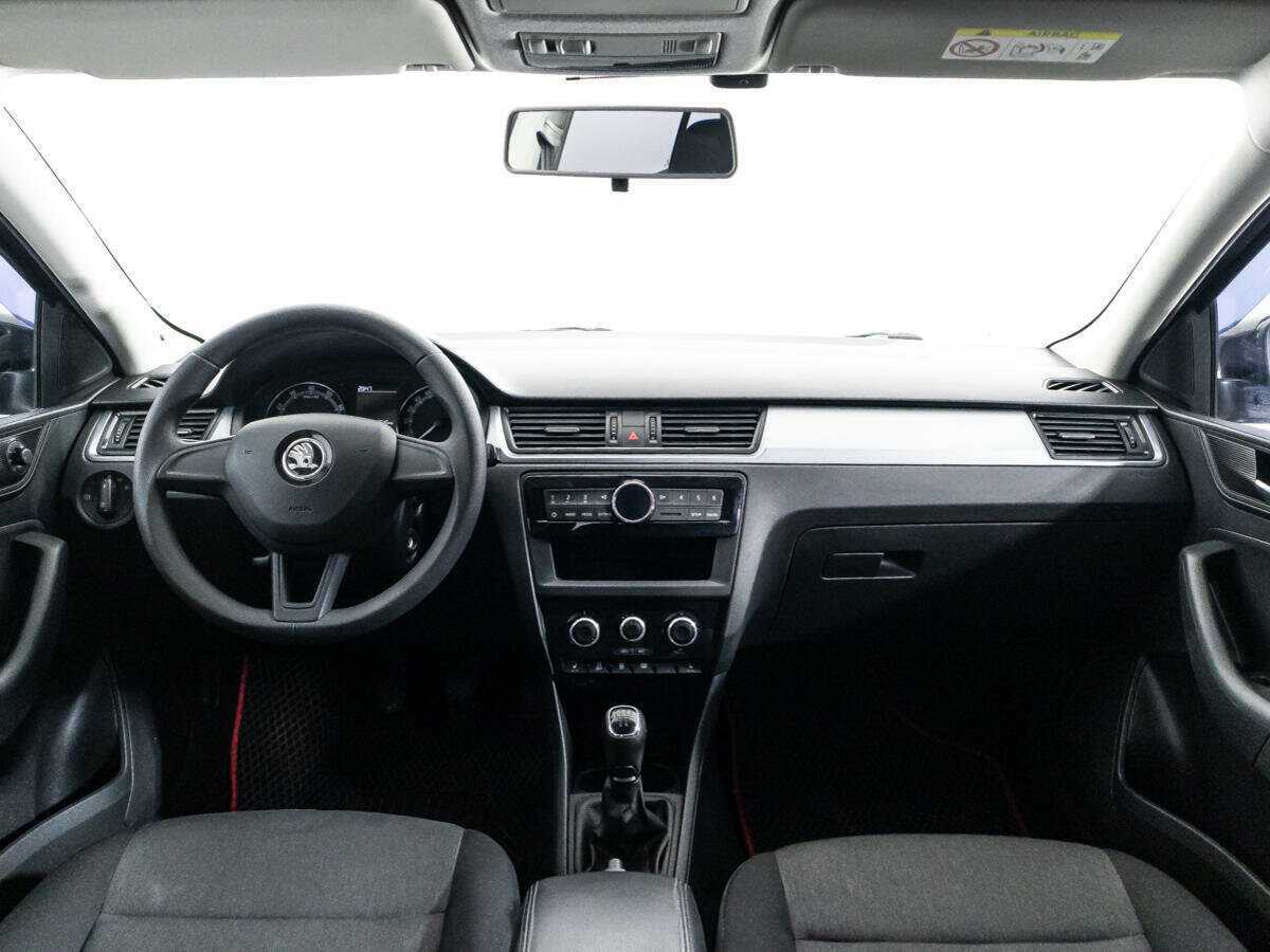 Купить Skoda Rapid с пробегом. Фото: #12