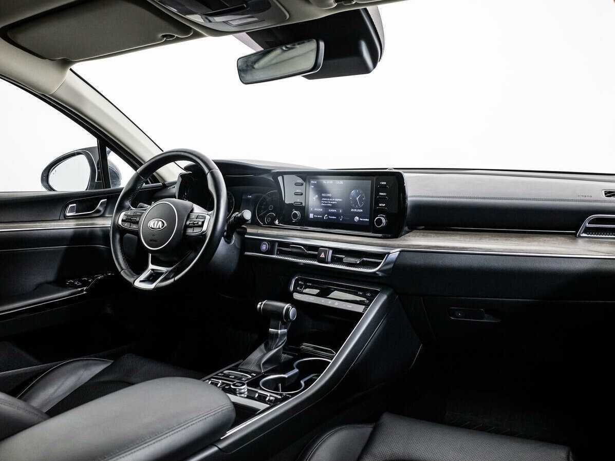 Купить Kia K5 с пробегом. Фото: #8