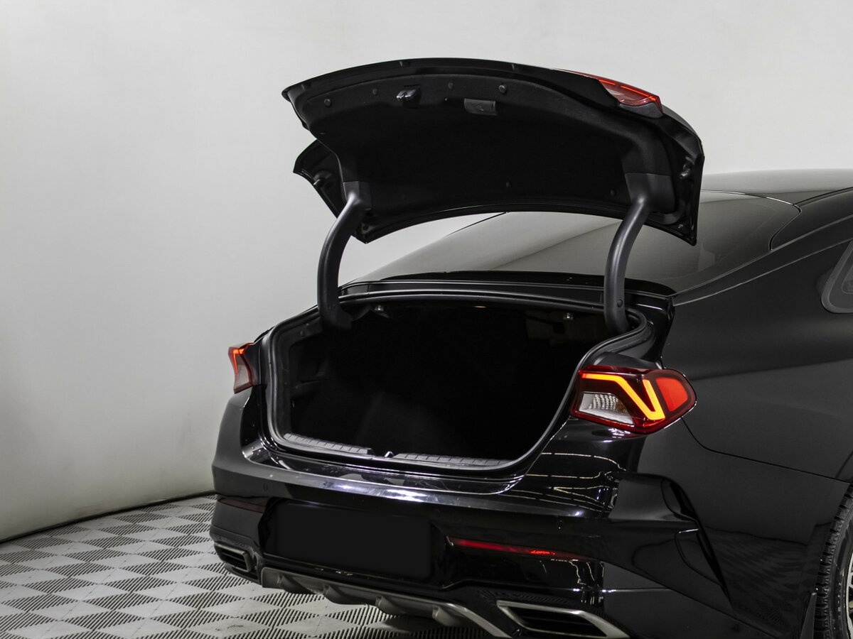 Купить Kia K5 с пробегом. Фото: #11