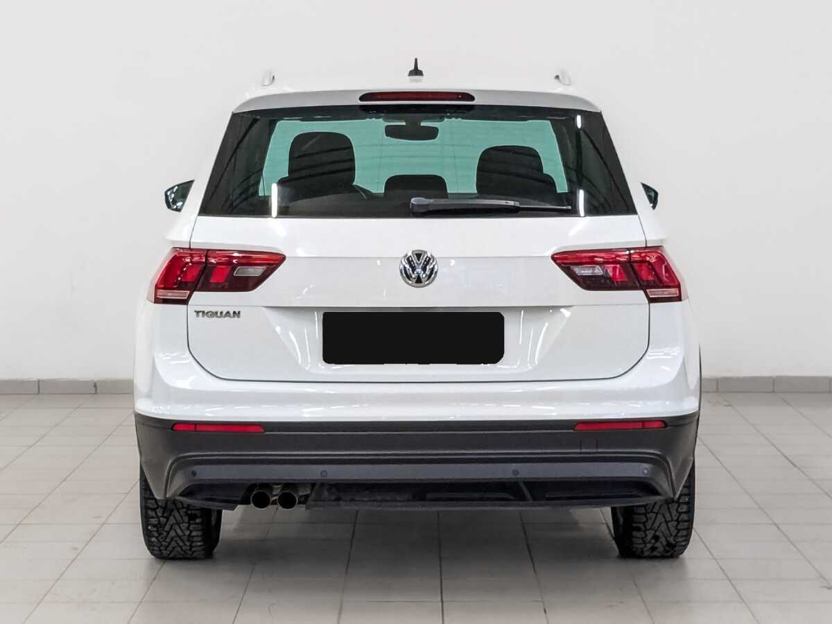Купить Volkswagen Tiguan с пробегом. Фото: #5
