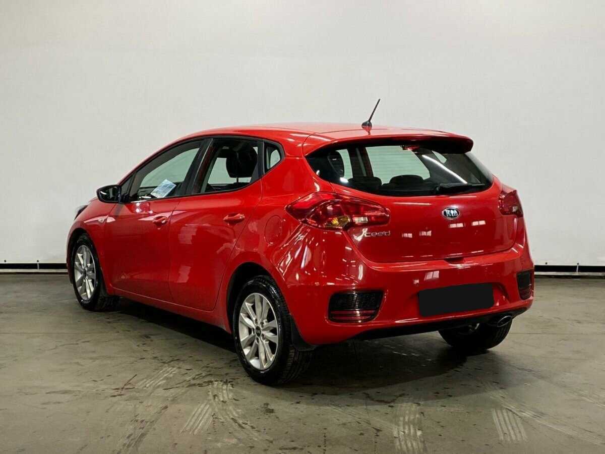 Купить Kia Ceed с пробегом. Фото: #6