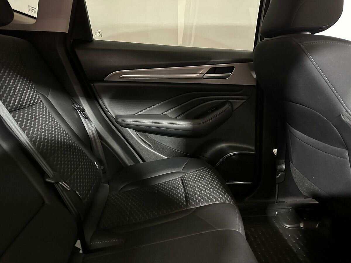 Купить Haval F7 с пробегом. Фото: #10