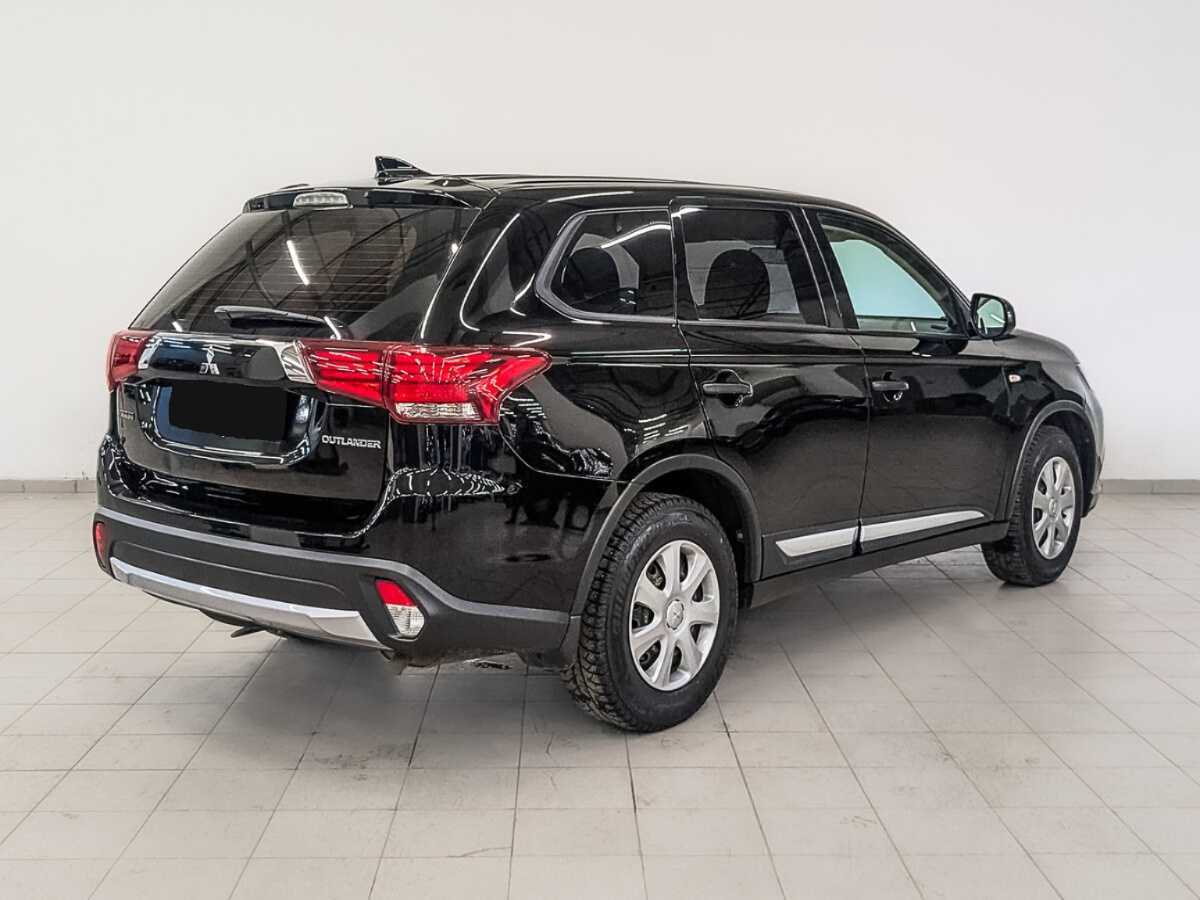 Купить Mitsubishi Outlander с пробегом. Фото: #4