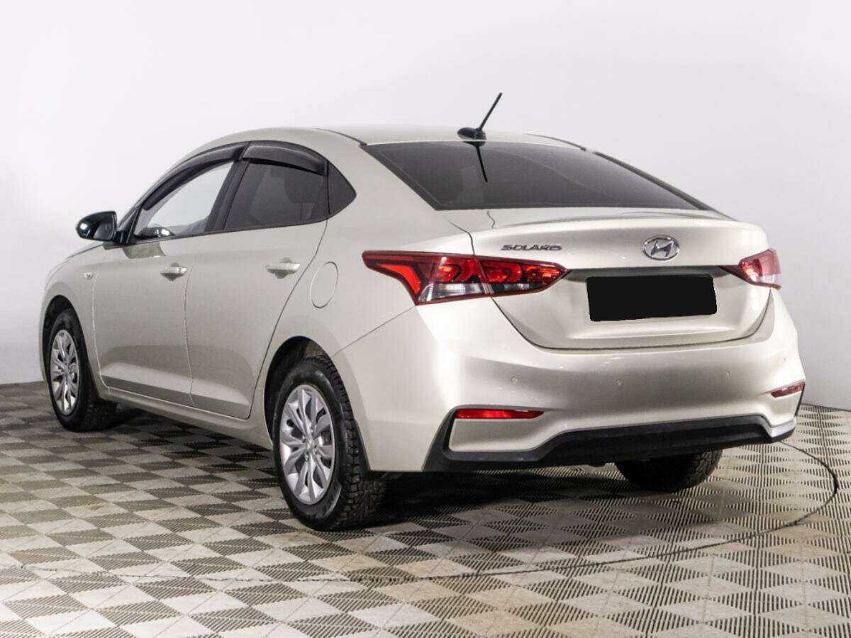 Купить Hyundai Solaris с пробегом. Фото: #6