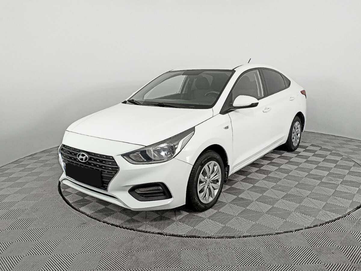 Купить Hyundai Solaris с пробегом. Фото: #0