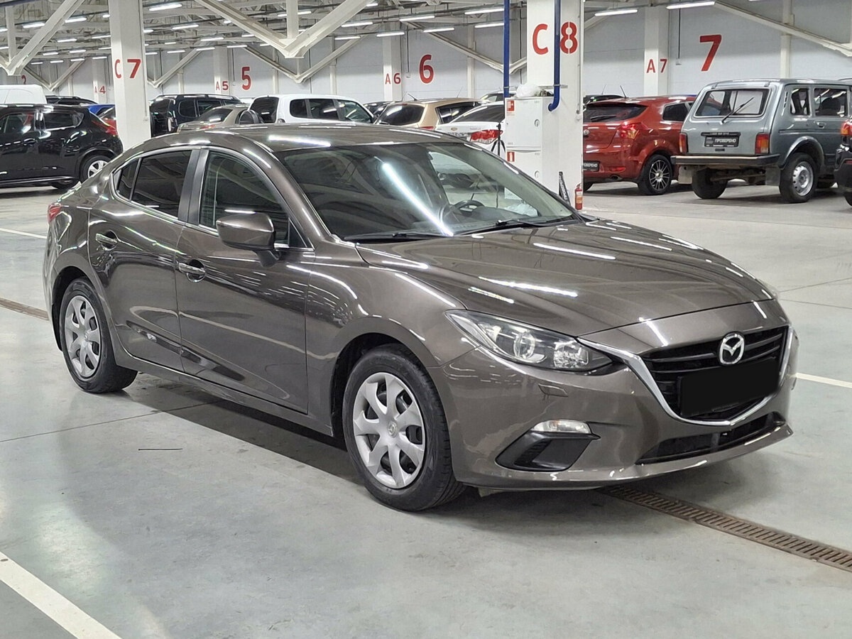 Купить Mazda 3 с пробегом. Фото: #2