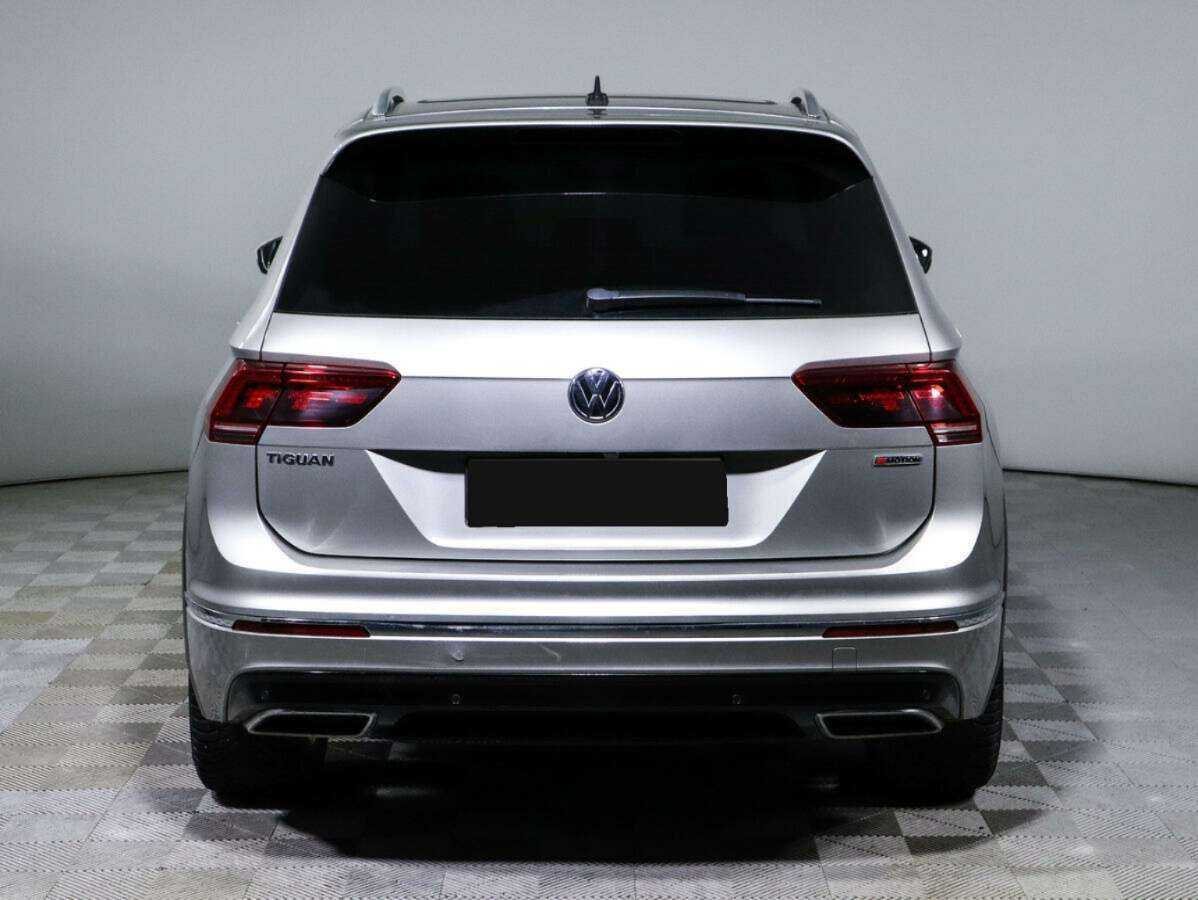 Купить Volkswagen Tiguan с пробегом. Фото: #5