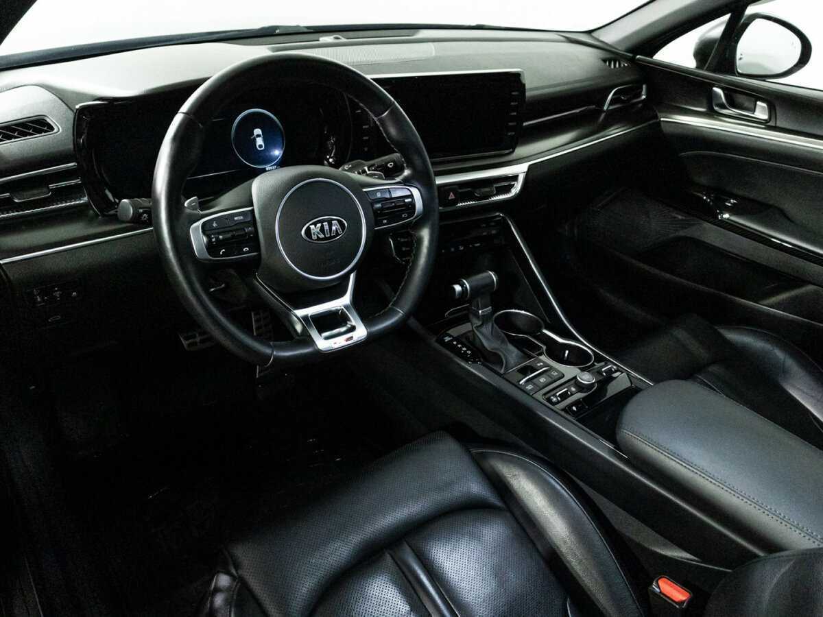Купить Kia K5 с пробегом. Фото: #8